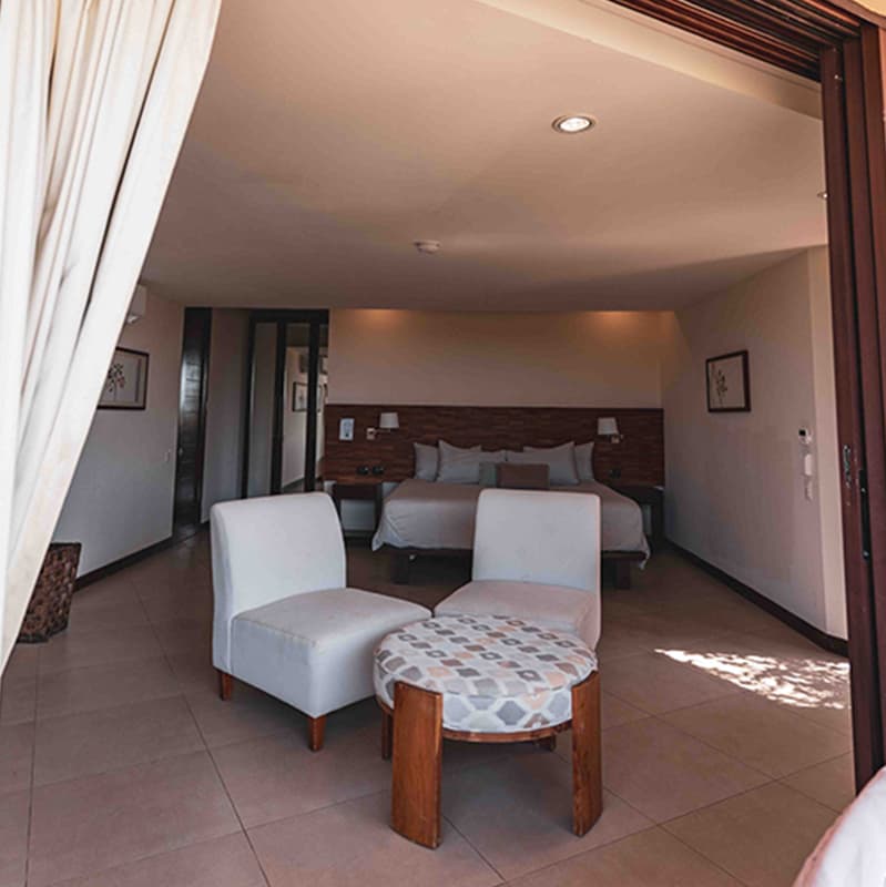 #16 King Deluxe Premium Room – Full Ocean View