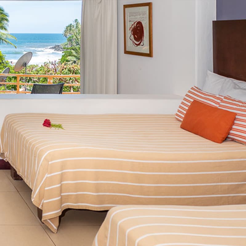 #4 Double Room – Partial Ocean View