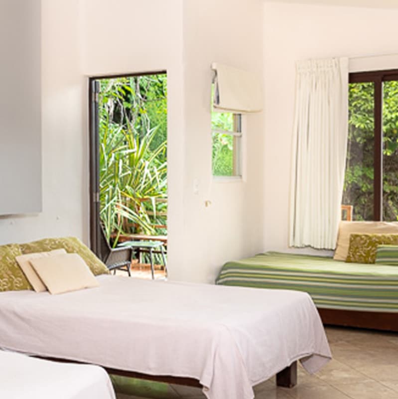 #7 Double Room – Partial Ocean View