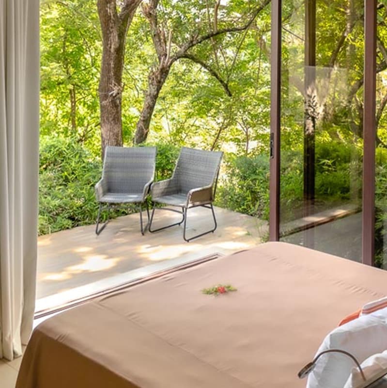 #8 King Deluxe Room – Partial Ocean View