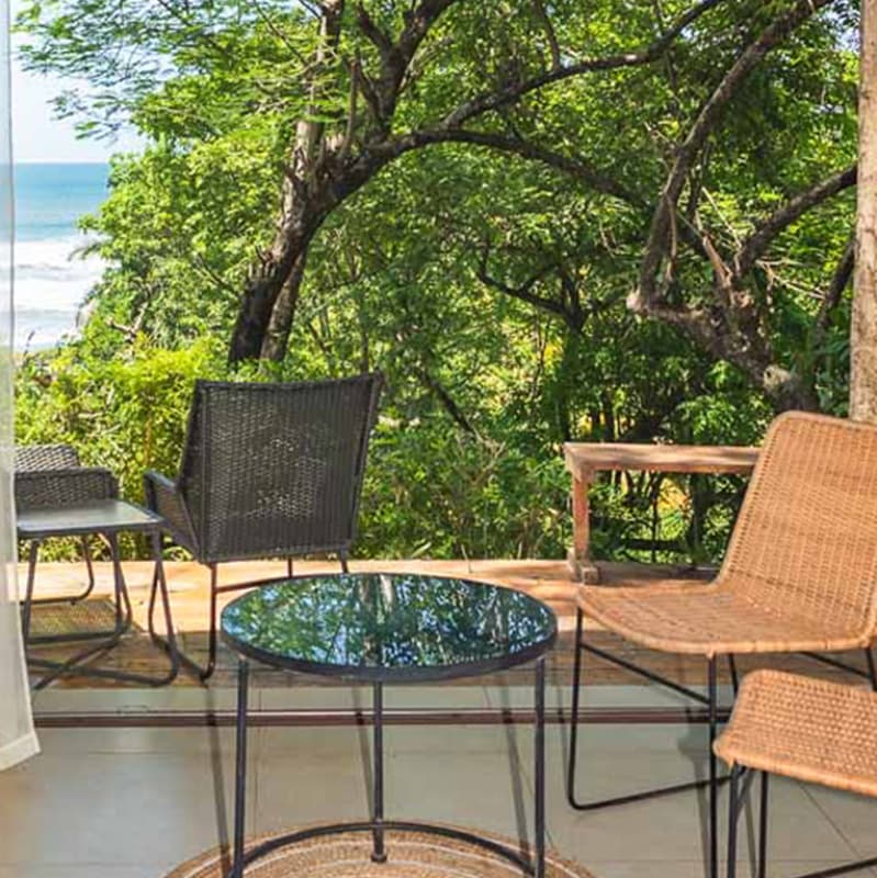 #9 King Deluxe Room – Partial Ocean View